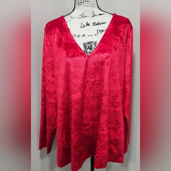 Lane Bryant Tops - Lane Bryant Women's 22/24 Velvet Red Floral Long Sleeve V Neck Blouse Romantic